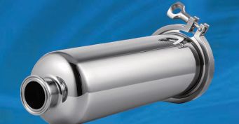 Dispositivo sanitário de filtragem de tubulações com projeto de fluxo ascendente-descendente-descendente conforme com as normas GB150-2011