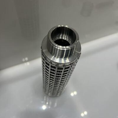 Cartucho de filtro plissado de feltro de fibra de aço inoxidável com resistência a altas temperaturas, tamanho de poro graduado e grande área de filtragem